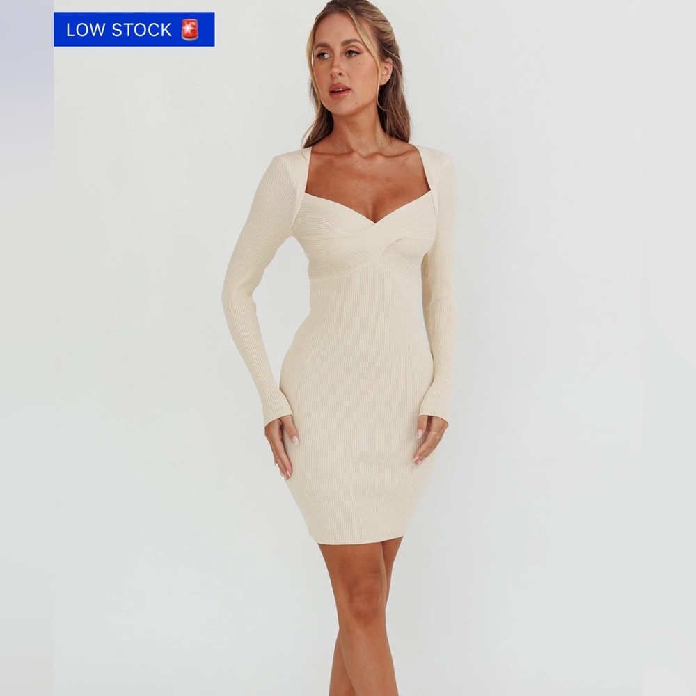 Selfie Leslie ribbed cream dress. Brand new.